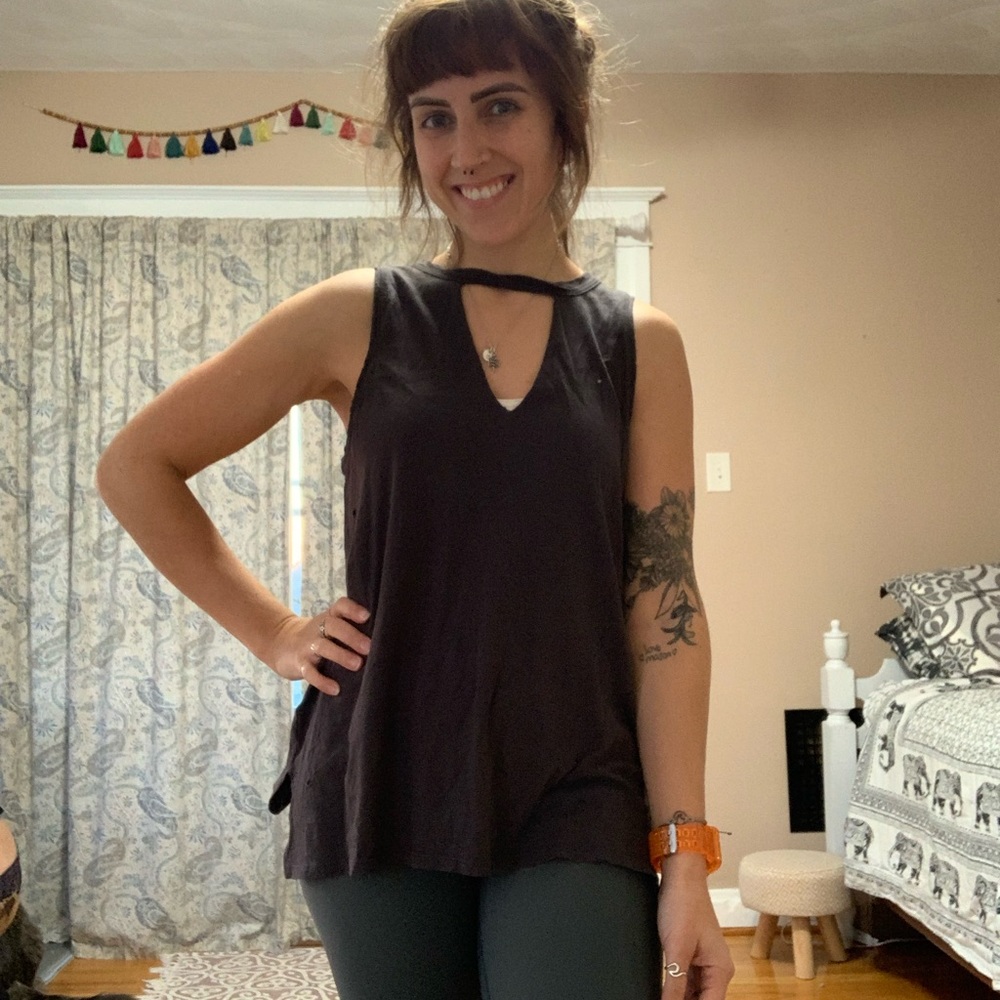 **SOLD** american eagle cutout distressed tank top size small